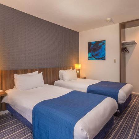 Holiday Inn Express Preston South By Ihg Екстериор снимка