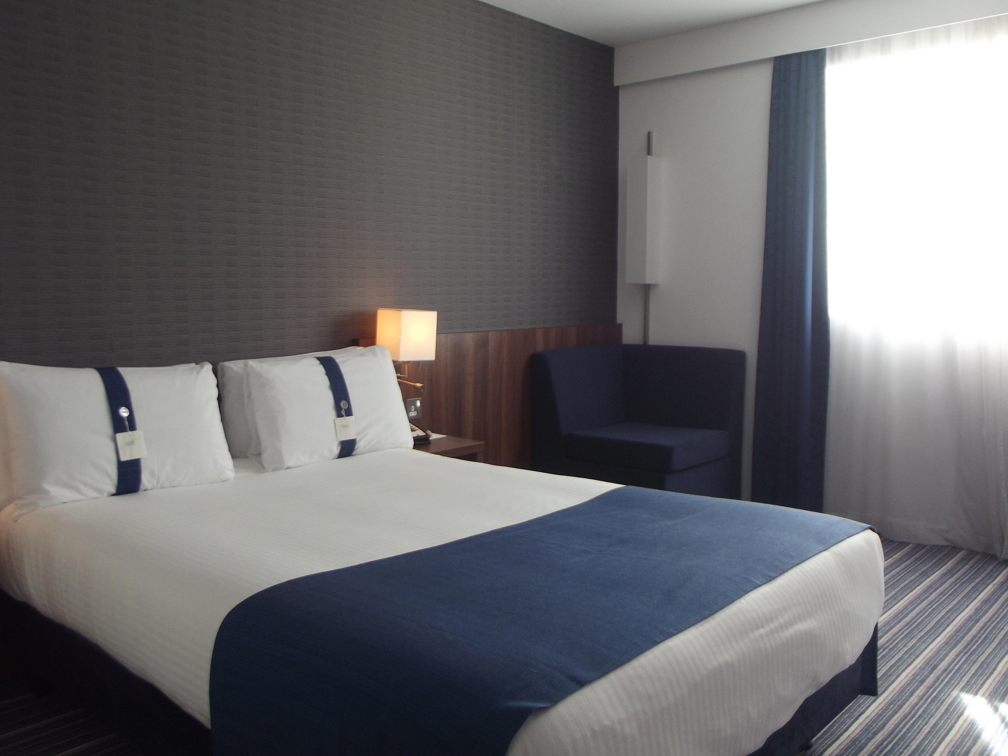 Holiday Inn Express Preston South By Ihg Екстериор снимка