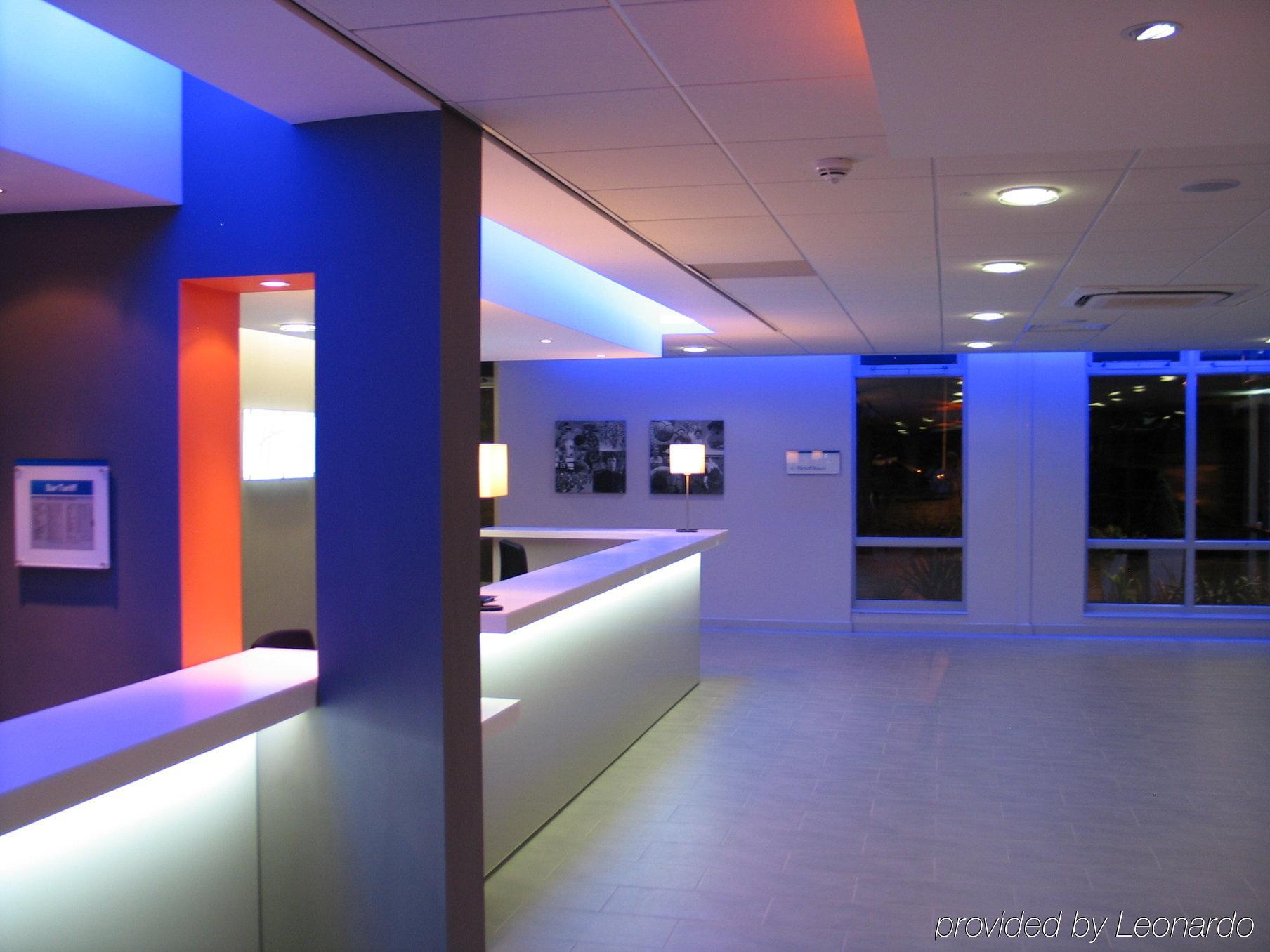 Holiday Inn Express Preston South By Ihg Екстериор снимка