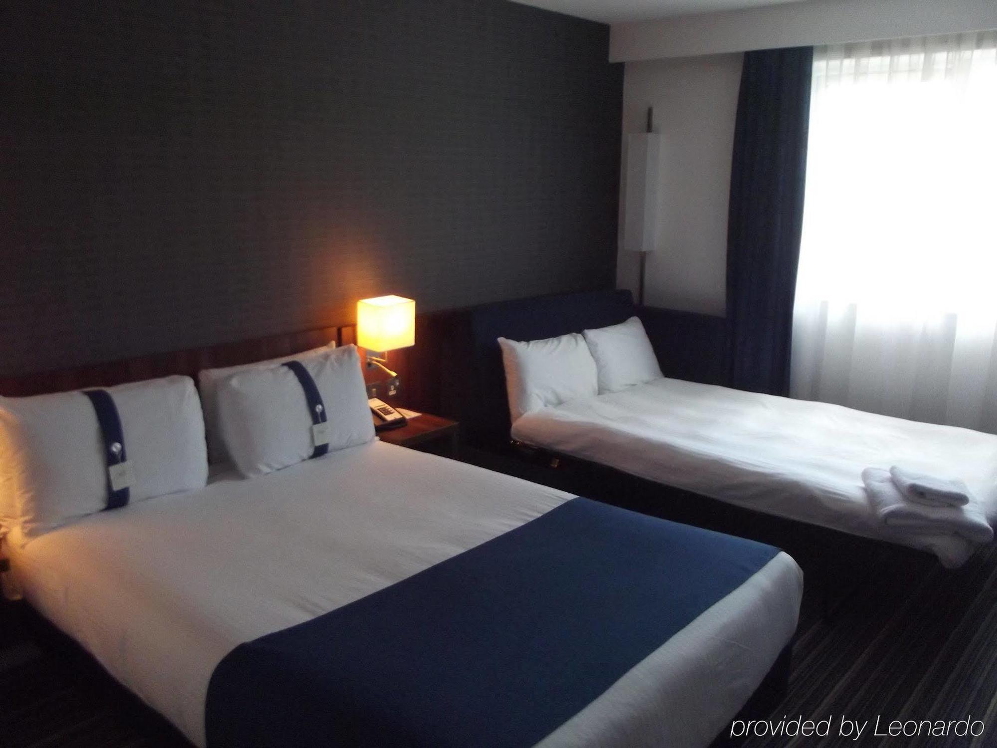 Holiday Inn Express Preston South By Ihg Екстериор снимка